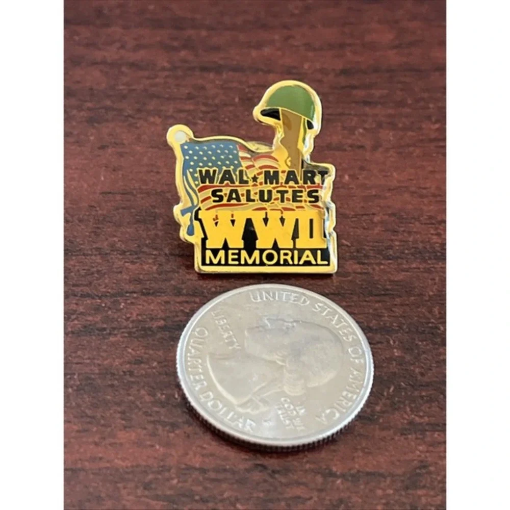 Walmart Salutes WWII Memorial Lapel Hat Pin‎